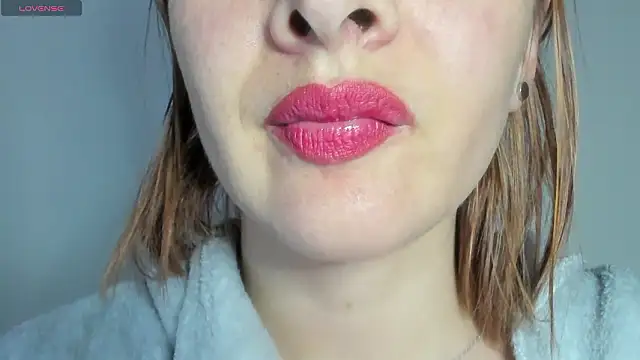 queen fetish online show from March 20, 5:18 pm