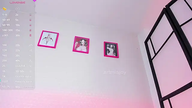 artmiaa online show from February 19, 11:43 am