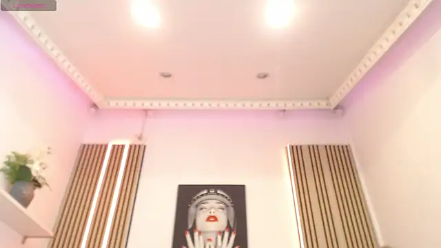 RileyLanna online show from October 25, 3:58 am