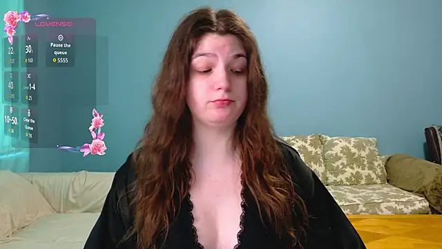 TreeJeanne online show from April 11, 5:38 pm