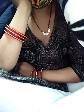 Aaradhya online show from December 17, 1:11 am