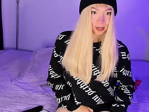 victoria qq online show from November 16, 5:46 pm