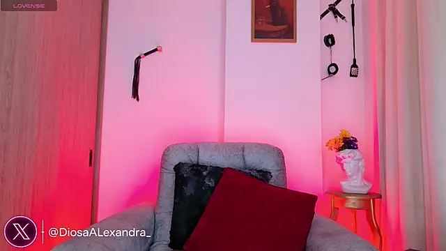 Diosa Alexandraa online show from May 27, 7:33 pm