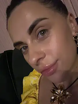 MariaValverdeee online show from June 23, 5:55 pm