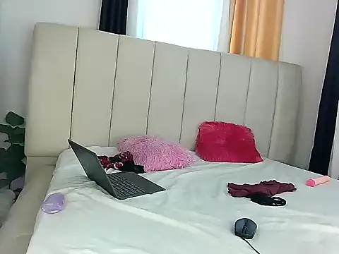 t-Booty risky  online show from June 18, 9:14 am