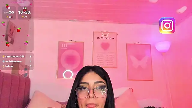 Hinataw33d01 online show from November 12, 3:48 am