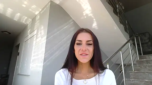 josiexcx online show from March 6, 10:21 am