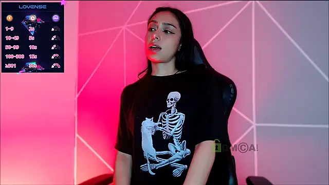 Snapshot of lilylouisee chatting on October 27, 12:55 pm lilylouisee online show from October 27, 12:55 pm