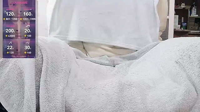 zhenzhen521 online show from April 1, 2:03 pm