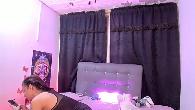 Megan Miles02 online show from July 19, 3:31 am