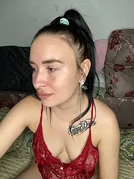 Roxana Bell online show from April 22, 8:06 pm