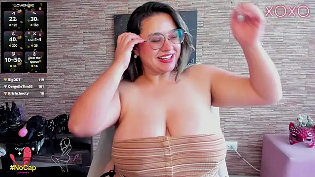 alice cullenbbw online show from November 8, 7:30 pm