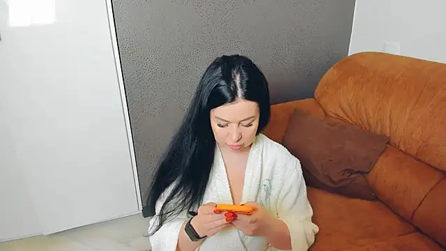 LayaFlow online show from February 8, 10:08 am