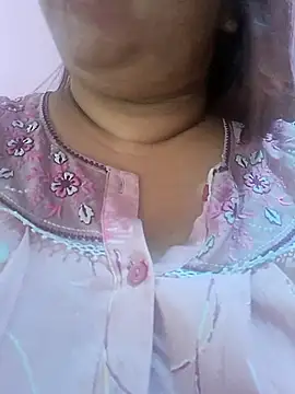 Ravina patil1 online show from March 19, 10:52 am