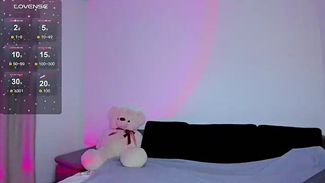 angelicdisaster online show from September 17, 6:06 pm