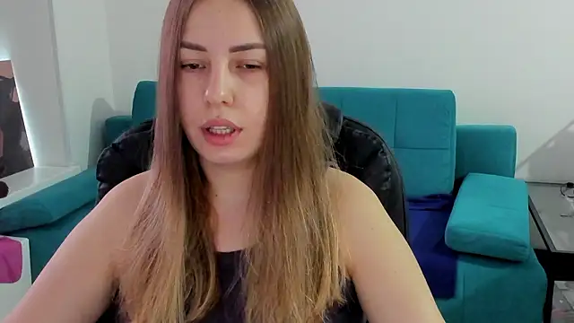 Mia shy1 online show from February 20, 5:39 am