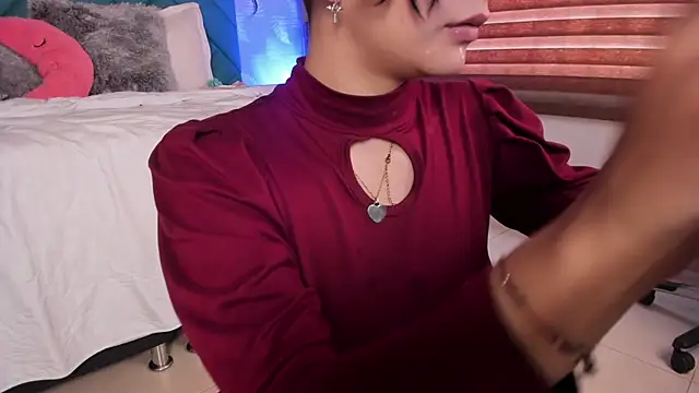 Snapshot of Moony_14 chatting on October 19, 2:52 pm Moony 14 online show from October 19, 2:52 pm
