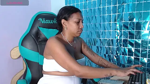 Kristel lee online show from January 7, 3:48 pm