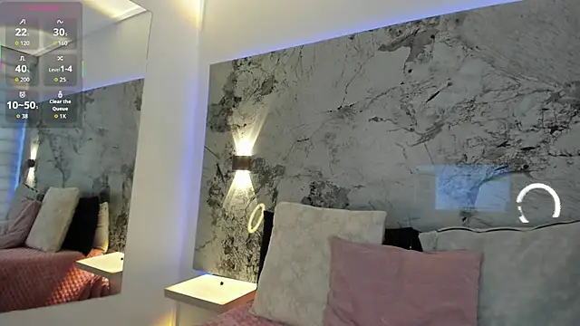 LIZ HOLMES online show from February 12, 11:56 am