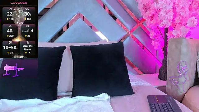 LiaaGenner online show from November 16, 2:57 am