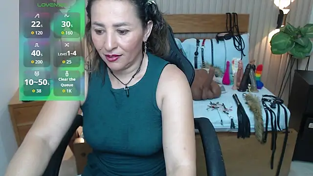 luciana ballesteros  online show from November 15, 12:28 pm