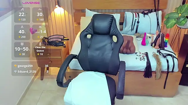 luciana ballesteros  online show from October 16, 2:30 pm