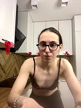 MartiniiSelenna online show from December 23, 7:23 am