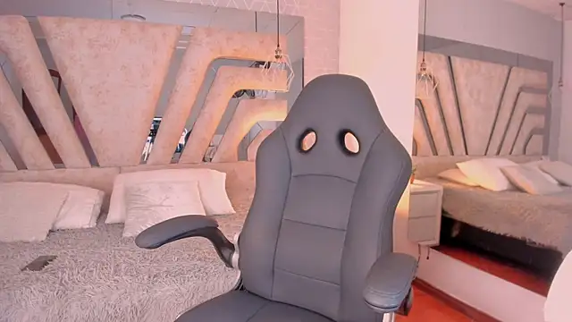 AngelineHeet online show from November 6, 3:45 am