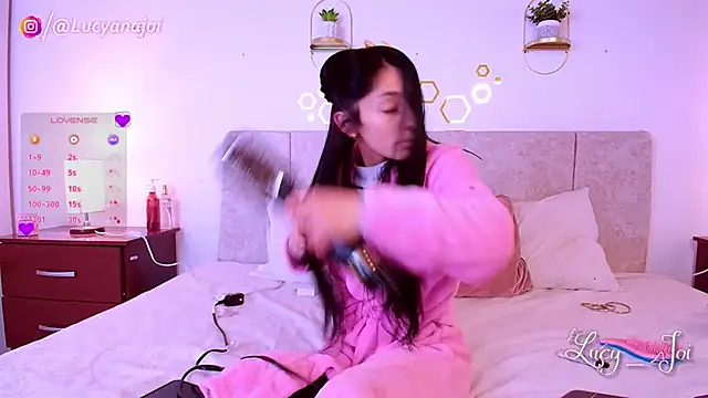 Lucy joi online show from January 18, 3:03 am