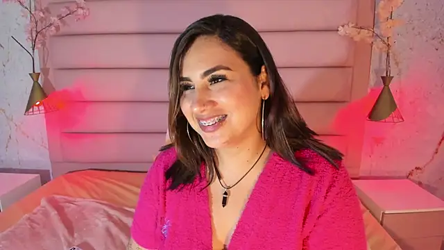 sabrinamilani online show from February 5, 7:00 am