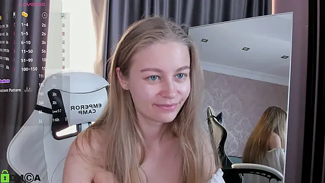 Snapshot of Polumna_cute chatting on September 19, 1:21 pm Polumna cute online show from September 19, 1:21 pm