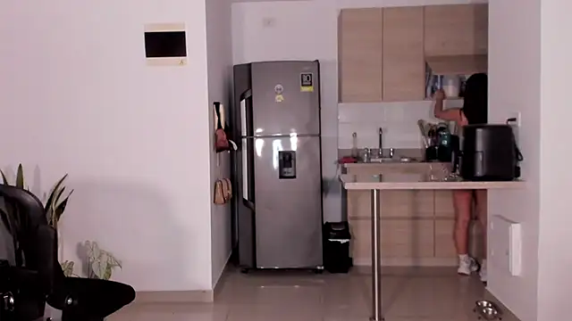 AnaHenao online show from December 3, 12:02 am