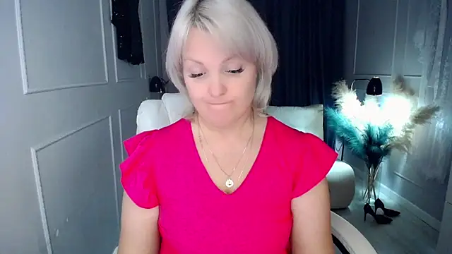 Juarnea online show from November 14, 12:27 pm