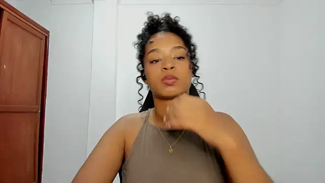 Tammy-Bliss online show from January 10, 11:53 pm