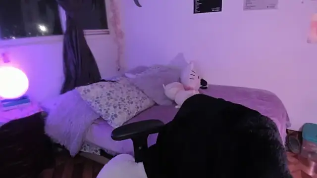 StephaniFox online show from March 26, 2:14 am