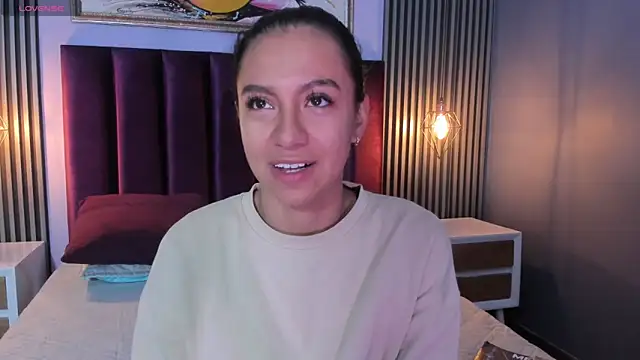 Tamaraakins online show from December 17, 1:15 pm