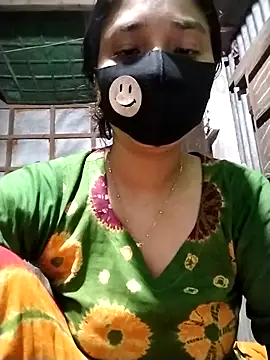 Snapshot of Aruyeshi- chatting on October 27, 1:28 pm Aruyeshi- online show from October 27, 1:28 pm