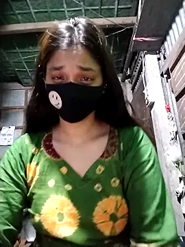 Snapshot of Aruyeshi- chatting on September 15, 12:57 pm Aruyeshi- online show from September 15, 12:57 pm