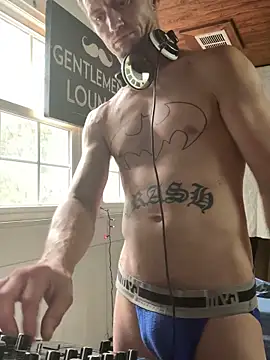 trash4cash online show from September 30, 8:24 pm