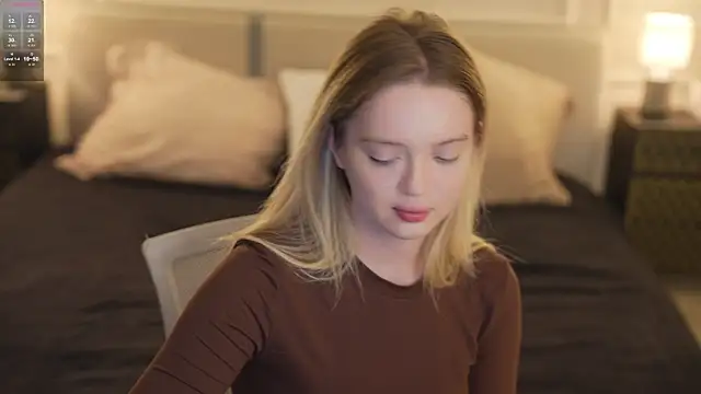 Cassy-Celestial  online show from October 23, 4:07 am