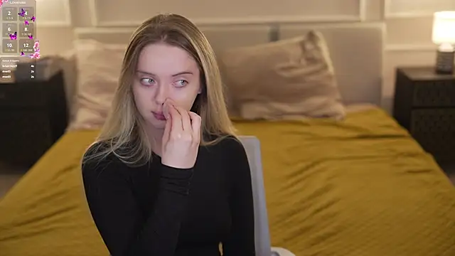 Cassy-Celestial  online show from September 24, 4:11 am