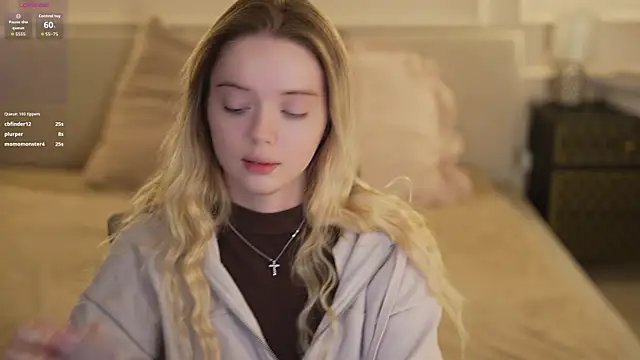 Cassy-Celestial  online show from October 15, 4:15 am