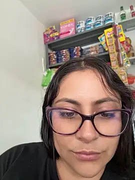 Sol biglips online show from April 17, 9:50 pm