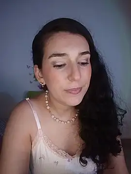 selem hadid online show from December 1, 1:09 am