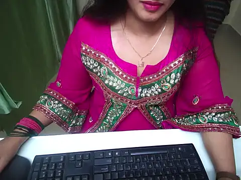 Snapshot of Arushisingh8888 chatting on October 15, 12:52 pm Arushisingh8888 online show from October 15, 12:52 pm