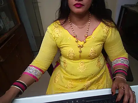 Snapshot of Arushisingh8888 chatting on September 10, 1:00 pm Arushisingh8888 online show from September 10, 1:00 pm