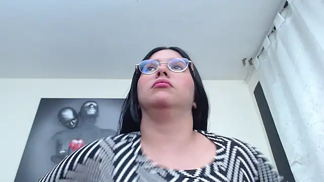 KatrinaRolan online show from January 15, 11:00 pm