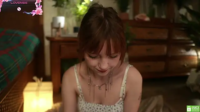 Snapshot of electric_babe chatting on September 13, 2:58 pm electric babe online show from September 13, 2:58 pm