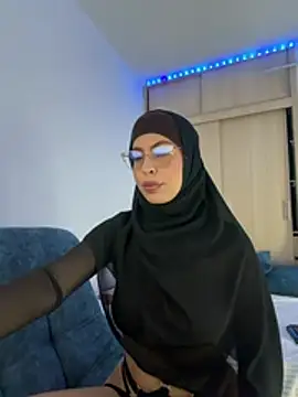 JannaNader12 online show from March 6, 11:11 pm