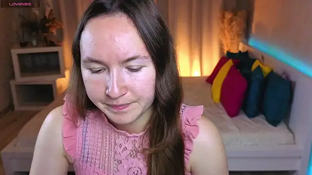 Little doll meow online show from September 15, 3:15 am